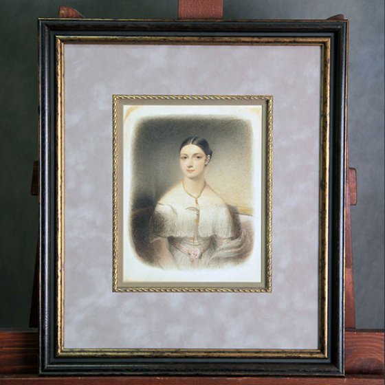 Багетное оформление гравюры с портретом девушки